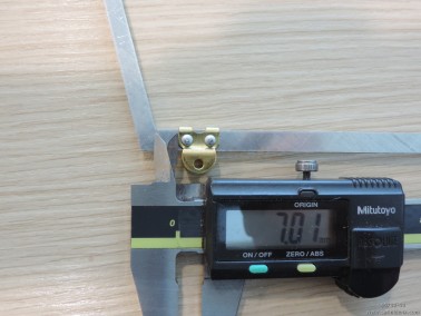 TASTI ALLUM. TRANC. CROM. 20/10 LUNGHI PUNTA LARGA P20 BOCC. 6.45 - SP.  7 MM