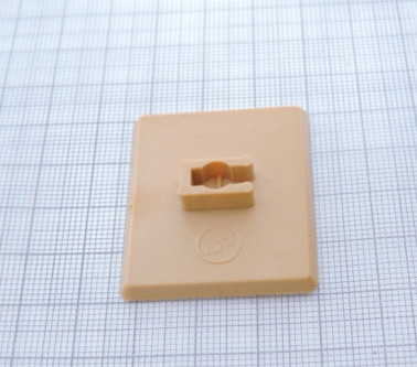 AUSTRIAN NORMAL VALVES PLASTIC RECTANGULAR 40 X 33