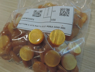 BOTTONI A VITE PIATTI 15,0  PERLA GOLD 0001